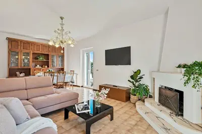TV o dispositivi per l'intrattenimento presso Villa Poesia, 7 pax with pool