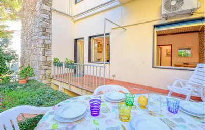 Balcone o terrazza di 2 Bedroom Awesome Apartment In Chiavari