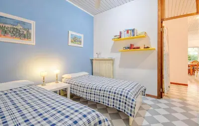 Letto o letti in una camera di 2 Bedroom Awesome Apartment In Chiavari