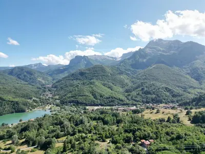 Paesaggio naturale nelle vicinanze della casa vacanze