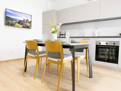Cucina o angolo cottura di Il Nido Verde Parcheggio Privato Cortile