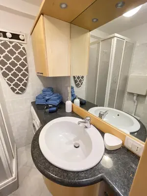 Bagno di JOIVY Ferraretto cosy studio for 2 in Rapallo