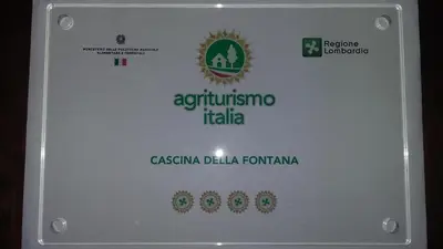 Certificato, attestato, insegna o altro documento esposto da Agriturismo Cascina della Fontana