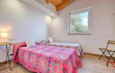Letto o letti in una camera di Nice Home In San Salvatore With Wifi