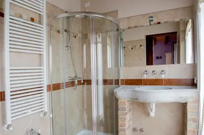 Bagno di Agriturismo Il Colle del Falco