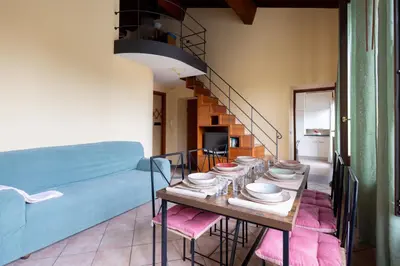 Area soggiorno di Levanto Charme apartment up to 6ppl 20 steps to the water in the center