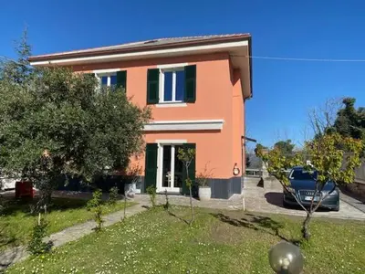 Edificio in cui si trova la villa