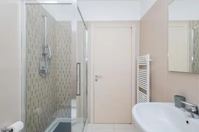 Bagno di Marelli 28 - 10 minuti a piedi da San Matteo, Cnao e Stazione