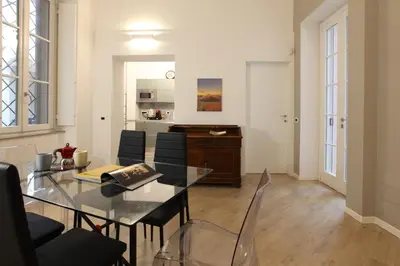 Area soggiorno di Carlo Alberto 46