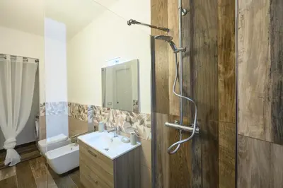 Bagno di 299 - Blue Heaven Home, 12 minuti a piedi dal Mare e la Spiaggia e il Centro di Sestri Levante
