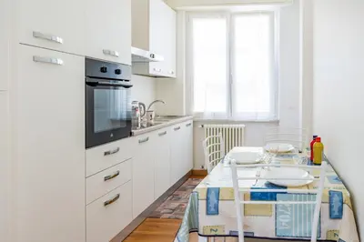 Cucina o angolo cottura di Casa Comodina by PortofinoHomes