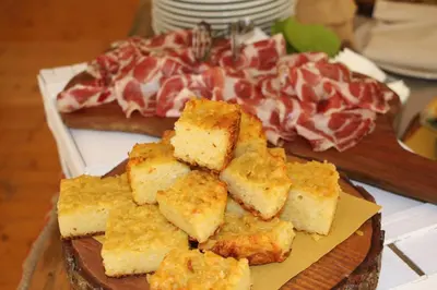 Cibo presso l'agriturismo o nelle vicinanze