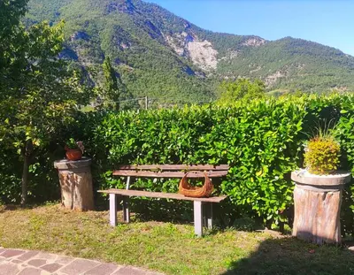 Paesaggio naturale nelle vicinanze della villa