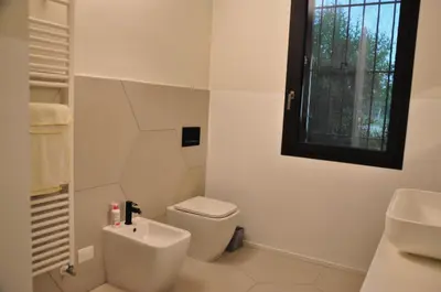Bagno di Minimal design villa Free parking Garden