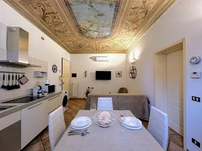 Cucina o angolo cottura di Vicino al Centro e a Parcheggi Gratuiti - Affresco Strepitoso