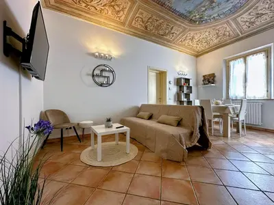 TV o dispositivi per l'intrattenimento presso Vicino al Centro e a Parcheggi Gratuiti - Affresco Strepitoso