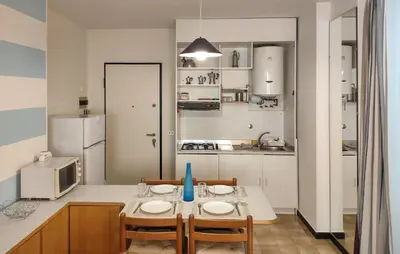 Cucina o angolo cottura di 2 Bedroom Lovely Apartment In Lavagna