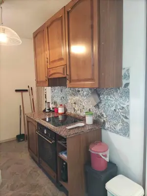 Cucina o angolo cottura di Family house with garden