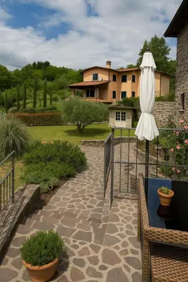 Giardino di L'oasi nel borgo, un angolo di pace a Bagnone