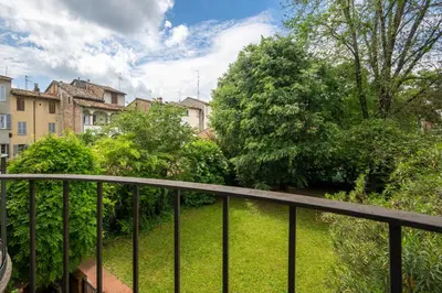 Giardino di GuestHost - Central Shiny Apartment x3!