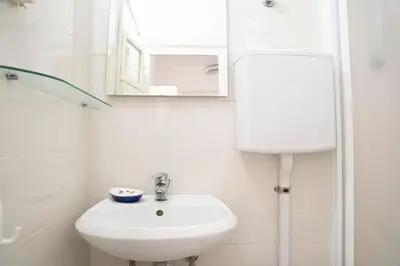 Bagno di 008B - Casa RIVA Vista Mare di fronte alla Spiaggia e Mare a Riva Trigoso
