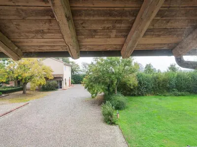 Giardino di Quaint Mansion in Stagno Lombardo with Garden