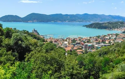 Paesaggio naturale nelle vicinanze della casa vacanze