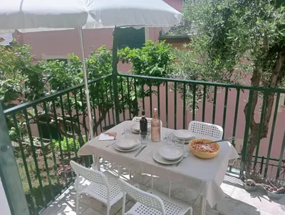 Balcone o terrazza di CASA L'UNICORNO con giardino privato