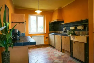 Cucina o angolo cottura di Tuscan Villa With Jacuzzi Between Woods And Sea