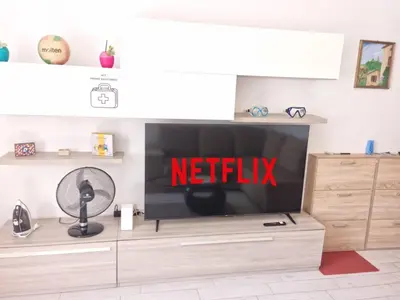 TV o dispositivi per l'intrattenimento presso homeloly - 230 dalla stazione di migliarina perfetta per le 5 terre