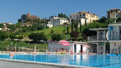 Piscina di C'ERA UNA VOLTA... o nelle vicinanze