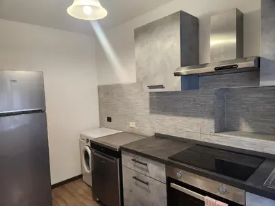 Cucina o angolo cottura di 3 cuori e una capanna