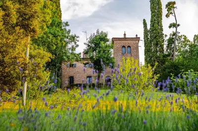 Giardino di Rocchetta Cionini - a Castle overlooking the Motor Valley