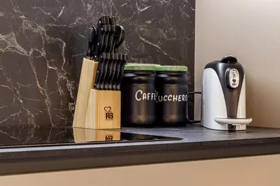 Set per la preparazione di tè e caffè presso Green Lux-Via Canalino- Pass ZTL Parking WiFi