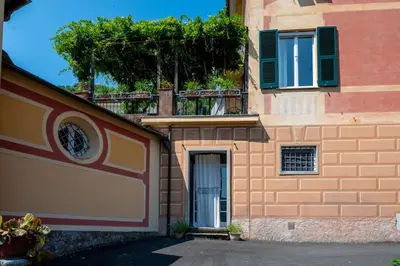 Edificio in cui si trova la villa