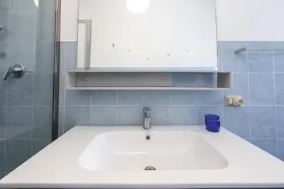 Bagno di 316 - Casa Simo, 15 minuti a piedi dal mare e dal centro storico di Sestri