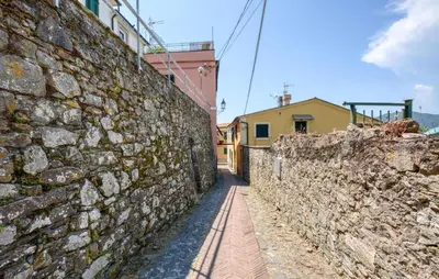 Planimetria di Lovely Apartment In Moneglia With Wifi