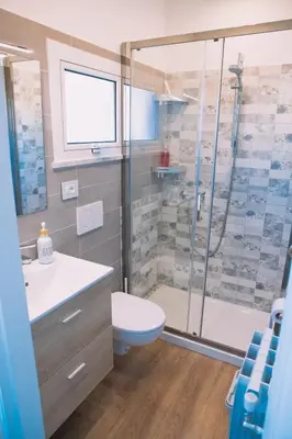 Bagno di BnBina3 a due passi dal mare