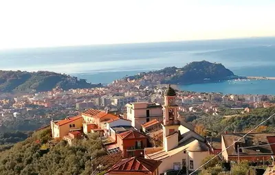 Paesaggio naturale nelle vicinanze della casa vacanze