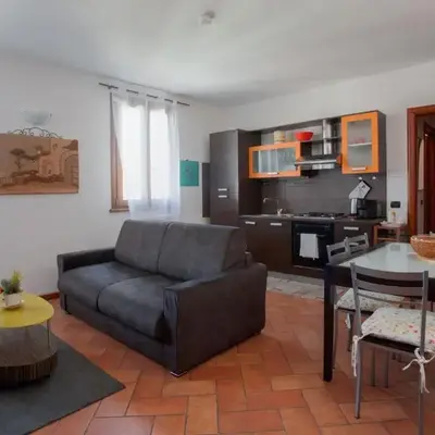 PARISI Borgo Virgilio