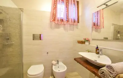 Bagno di Gorgeous Apartment In Solferino