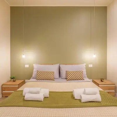 Urban Eden Nest - Smart Oasis in the Motor Valley