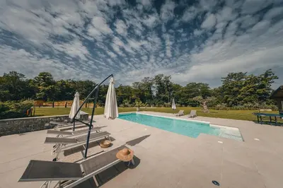 Piscina di Villa Del Toro o nelle vicinanze