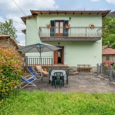 Casa con giardino da Toni