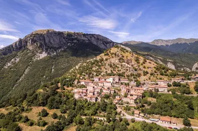 Paesaggio naturale nelle vicinanze della casa vacanze