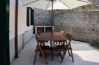 Patio o area all'aperto di 047B - Casa Le Grigue, tra le Colline e il Mare di Sestri a 10 Minuti di auto dal Mare