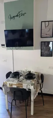 TV o dispositivi per l'intrattenimento presso Il sogno di Elisa -romantico B&B nel centro di Parma
