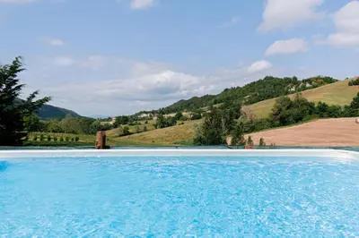 Piscina di Agriturismo Cascina Serzego o nelle vicinanze