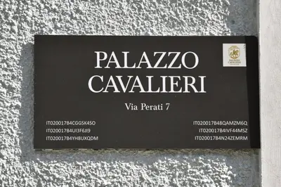 Certificato, attestato, insegna o altro documento esposto da Palazzo Cavalieri business&relax 10Galvano