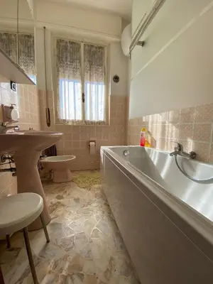 Bagno di Apartment via Antica Romana